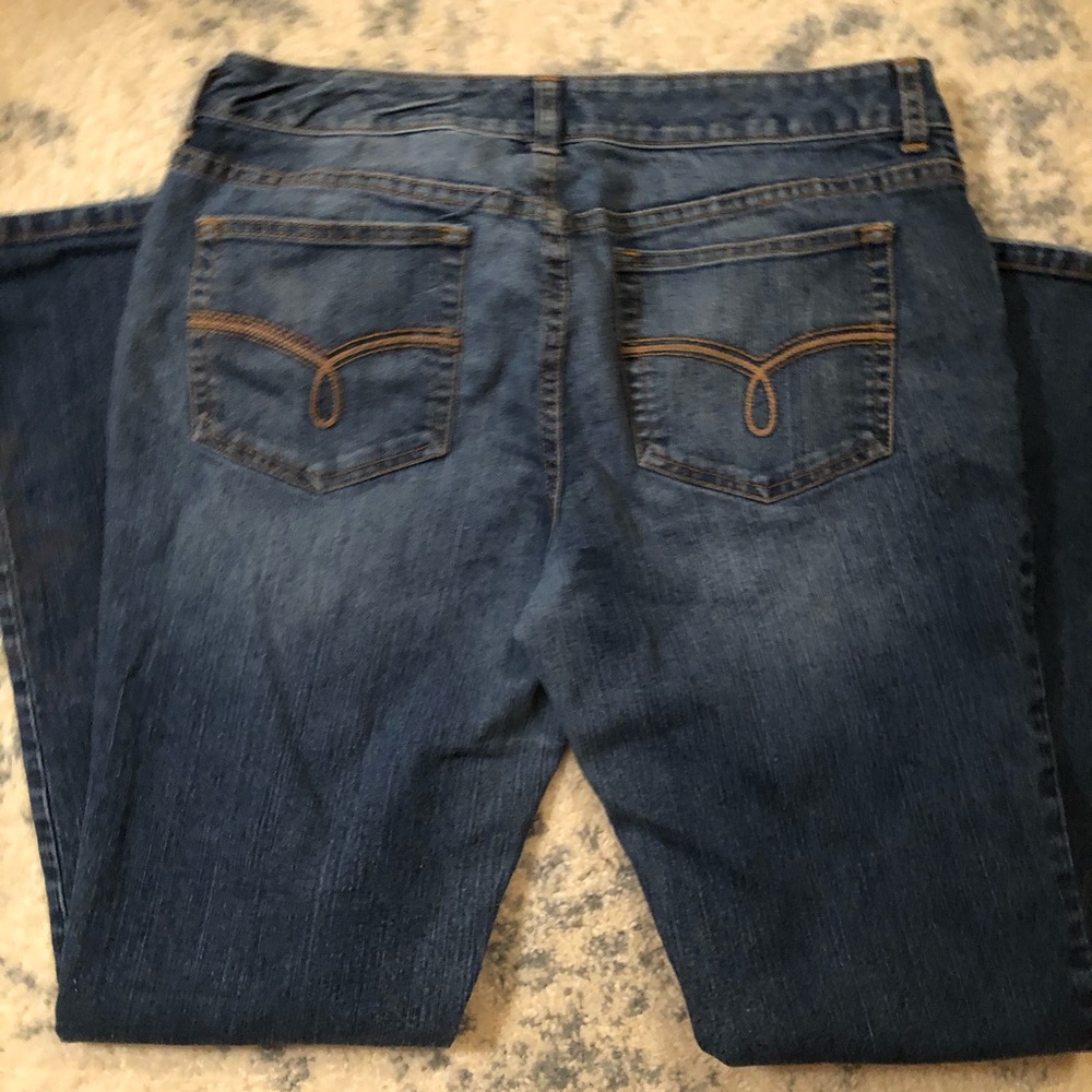 American Rag Jeans - Picture 4 of 6